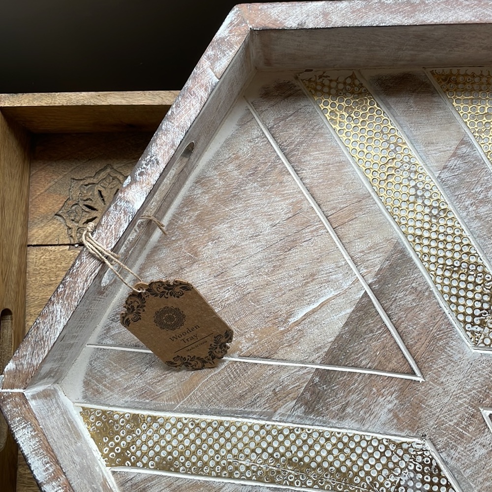 Unique Octagonal Distressed Natural Wooden Tray with Gold Accents ๐NWT! - Picture 8 of 16